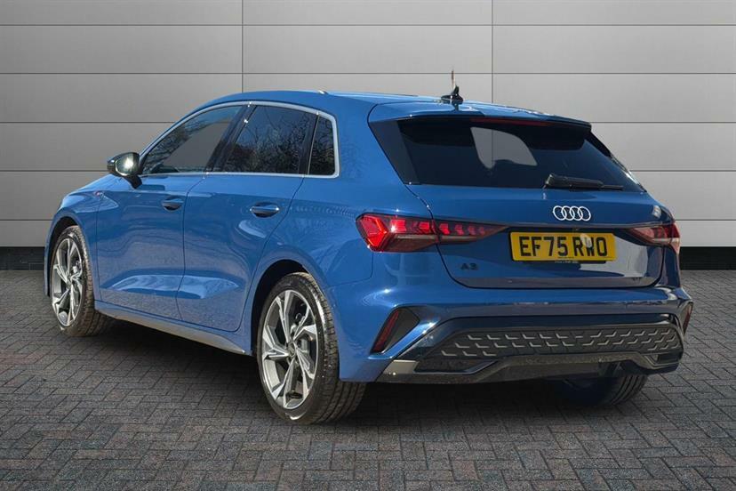 Audi A3 1.5 Tfsi 116 S Line EF75RWO Blue #3