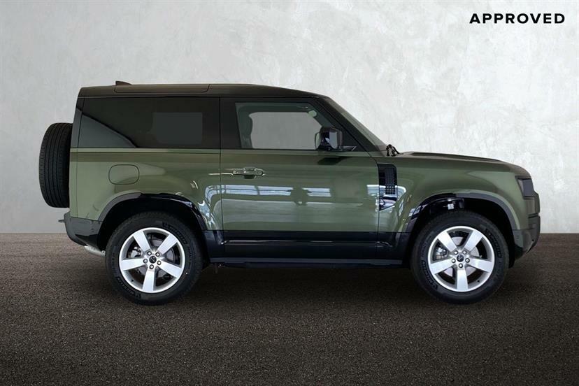 Land Rover Defender 90 3.0 D250 X-dynamic Se 90 6 Seat EY26FKU Green #5