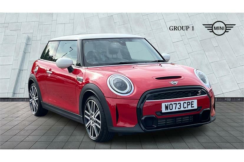 Mini Hatch 2.0 Cooper S Exclusive Premium Red