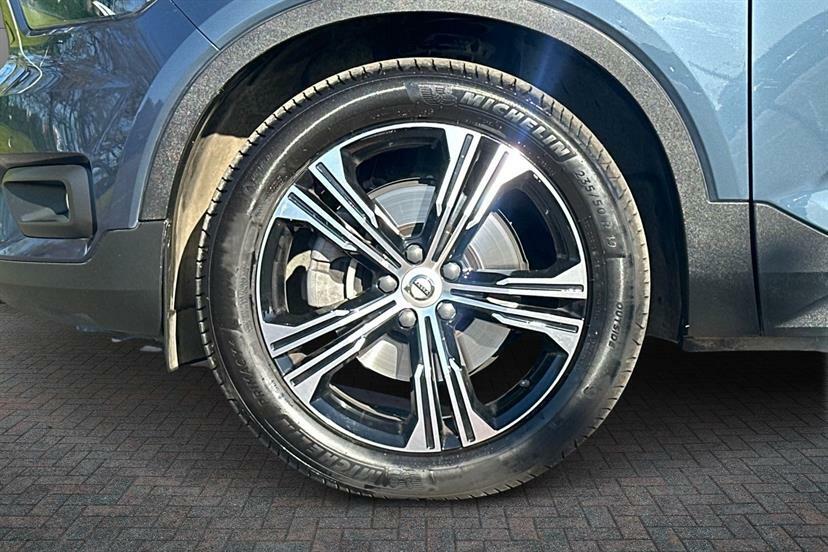 Volvo XC40 2.0 B4p Inscription Pro KP70OBF Blue #5