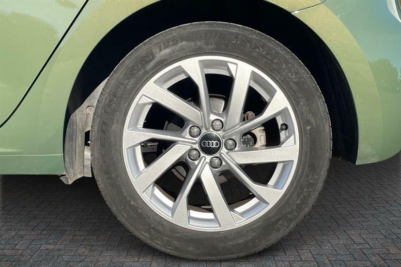 Audi A1 30 Tfsi Sport S Tronic MV25JJX Green #5