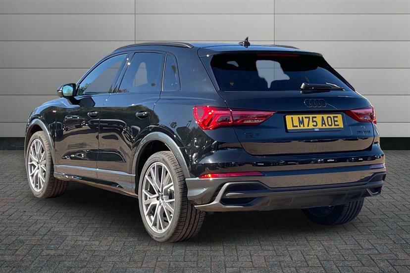Audi Q3 35 Tfsi Black Edition S Tronic 20 Alloy Black #3