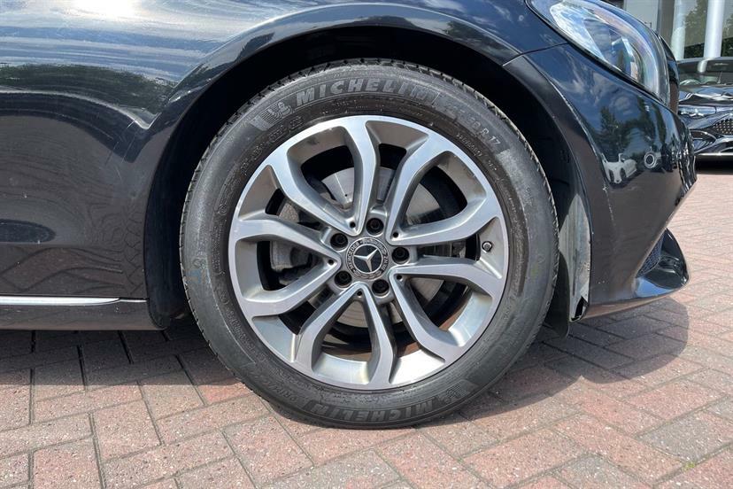 Mercedes-Benz C Class C220d Sport 9G-tronic MD67XGN Black #4