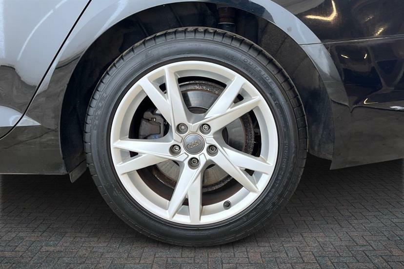 Audi A4 2.0 Tdi Ultra 190 Sport S Tronic YF66PZD  #5