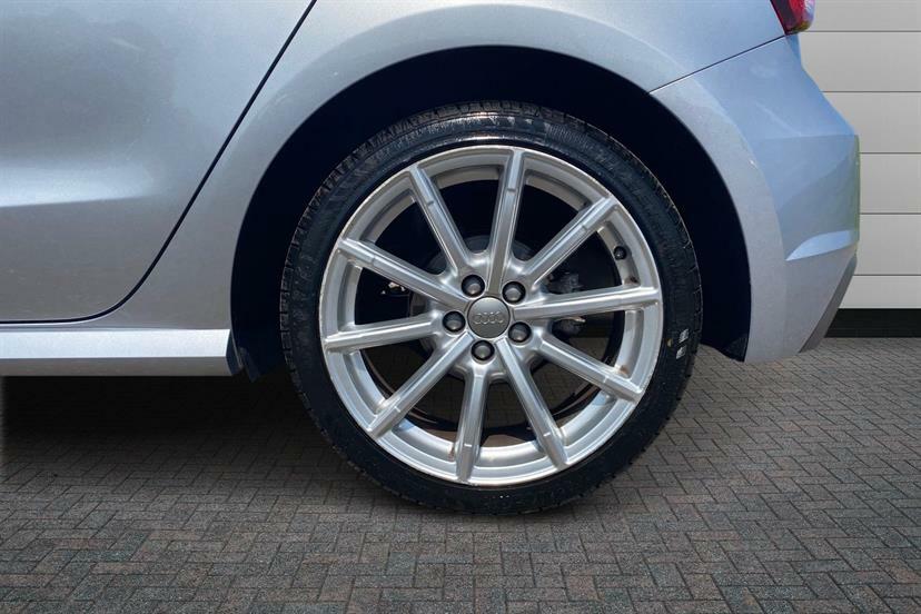 Audi A1 1.4 Tfsi 150 S Line S Tronic LA17FLL Silver #5