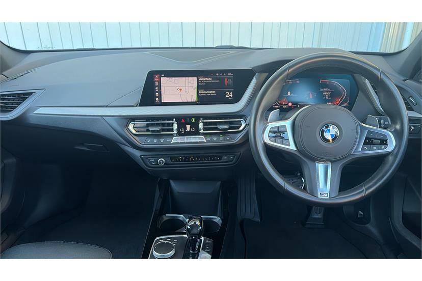 BMW 1 Series 118D M Sport Step Grey #4