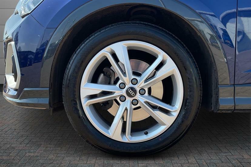 Audi Q3 40 Tfsi Quattro S Line S Tronic DF70TKZ Blue #5