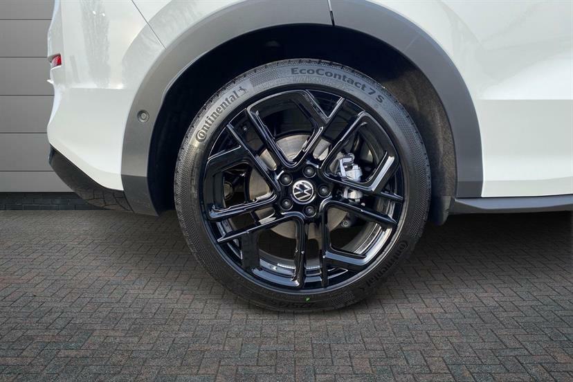 Volkswagen T-Roc 1.5 Etsi 150 R-line Dsg DV26GWD White #5