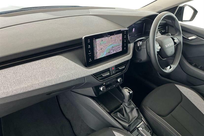 Skoda Scala 1.0 Tsi 116 Se Edition Dsg GF25ZTJ Black #2