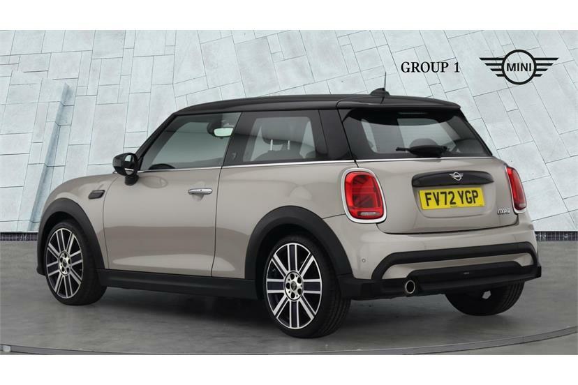 Mini Hatch 1.5 Cooper Exclusive FV72YGP Grey #2
