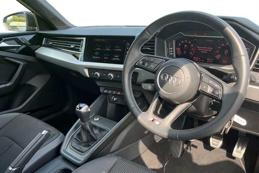 Audi A1 30 Tfsi 110 S Line GY22OKT Black #6