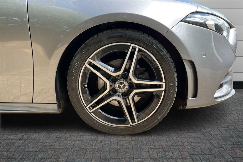 Mercedes-Benz A Class A180 Amg Line Premium KN23YHS Grey #4