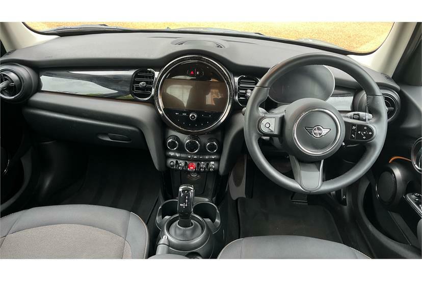 Mini Hatch 1.5 Cooper Classic Comfortnav Pack AJ73MRO Silver #4