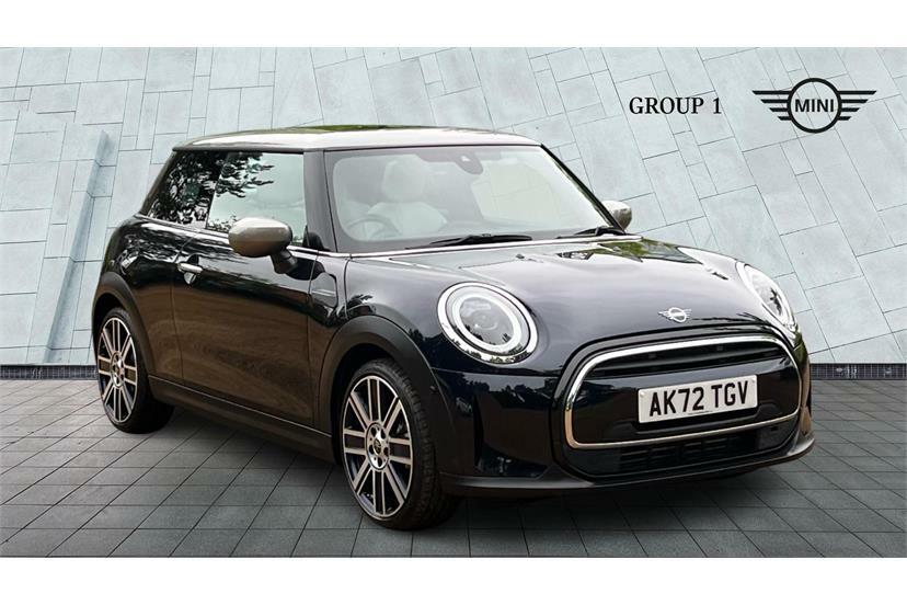 Mini Hatch 1.5 Cooper Exclusive Premium Plus Black
