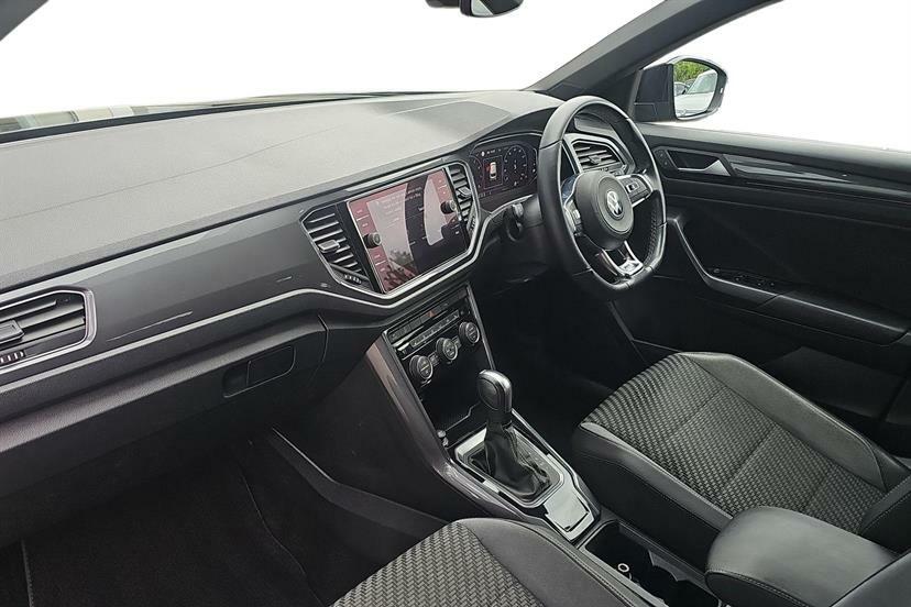 Volkswagen T-Roc 1.5 Tsi Evo R-line Dsg MJ71NHT Black #2