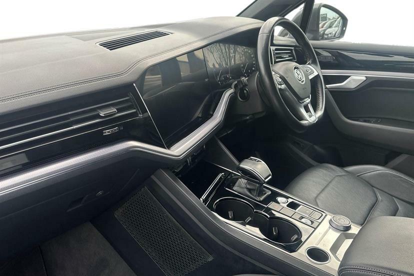 Volkswagen Touareg 3.0 V6 Tdi 4Motion R-line Tech Tip EG19BJJ Grey #2