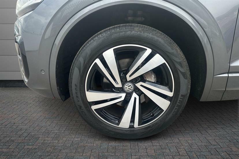 Volkswagen Touareg 3.0 V6 Tdi 4Motion R-line Tech Tip EG19BJJ Grey #5