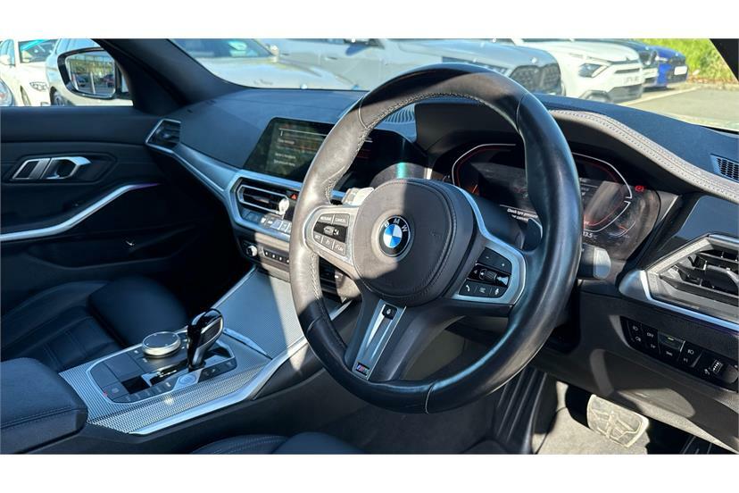 BMW 3 Series 320I Xdrive M Sport Step Plus Pack AV22WRR White #6