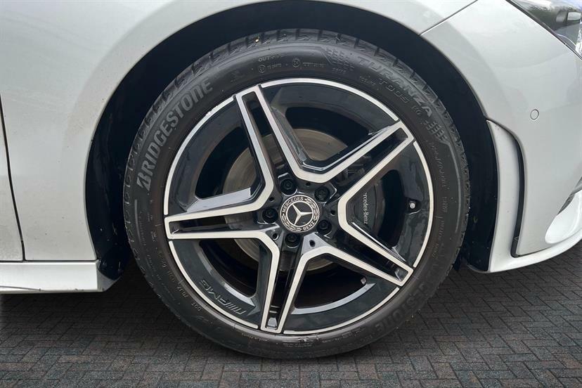 Mercedes-Benz CLA Class 180 Amg Line Premium Tip Silver #4