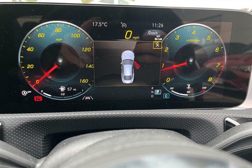 Mercedes-Benz CLA Class 180 Amg Line Premium Tip Silver #6