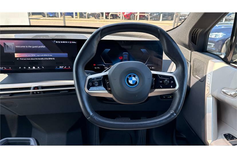BMW iX 240Kw Xdrive40 M Sport 76.6Kwh EY23FFX Black #5