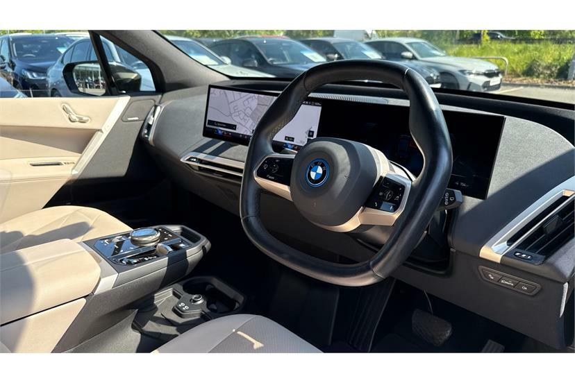 BMW iX 240Kw Xdrive40 M Sport 76.6Kwh EY23FFX Black #6