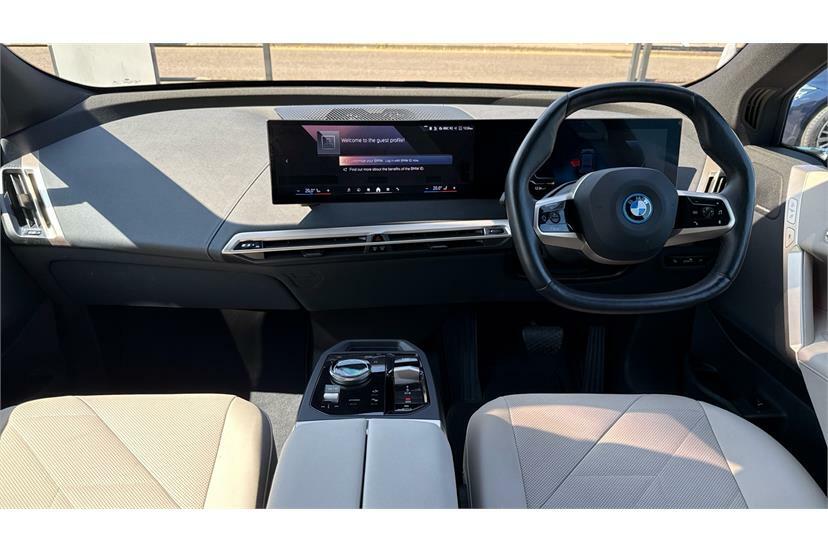 BMW iX 240Kw Xdrive40 M Sport 76.6Kwh EY23FFX Black #4