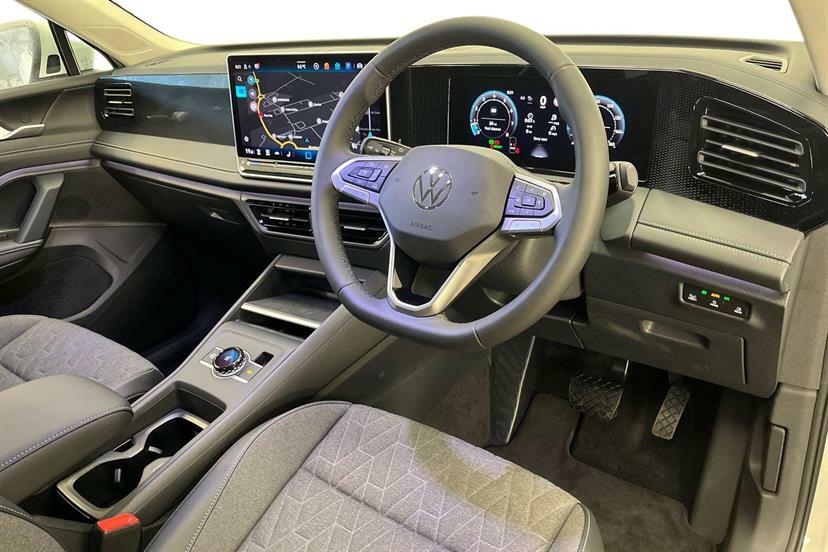 Volkswagen Tiguan 1.5 Etsi 150 Match Dsg AO26OGZ White #6
