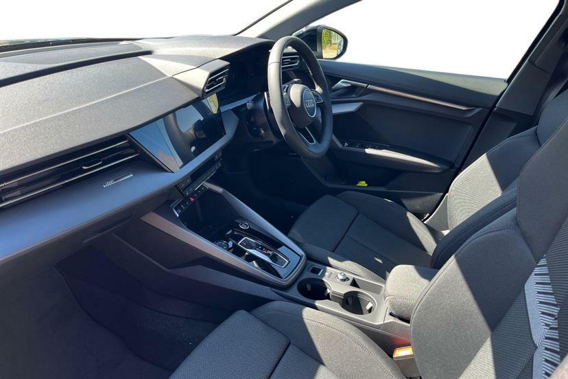 Audi A3 1.5 Tfsi E 204 Sport S Tronic Tech Pack EO26XFU Black #2