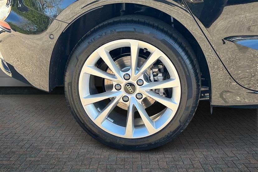 Audi A3 1.5 Tfsi E 204 Sport S Tronic Tech Pack EO26XFU Black #5