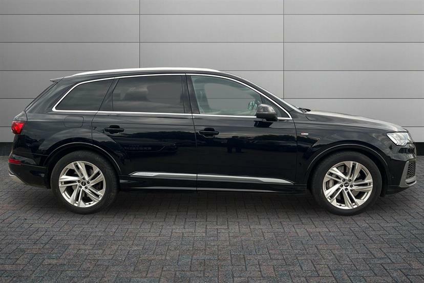 Audi Q7 55 Tfsi E Quattro S Line Tiptronic Cs Pack Black #4
