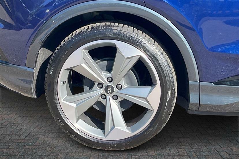 Audi Q4 E Tron 210Kw 45 Qtro 82Kwh Black Ed Tech Pack EJ75TNE Blue #5