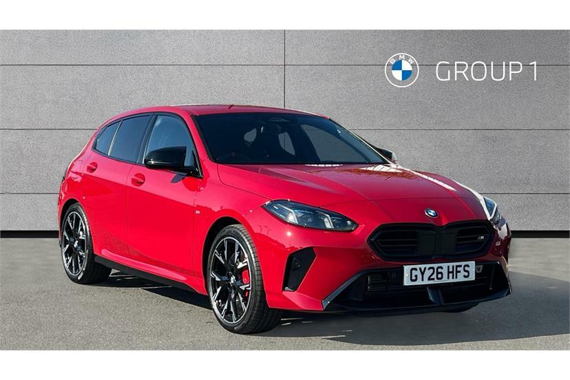 BMW 1 Series M135 Xdrive Step Red