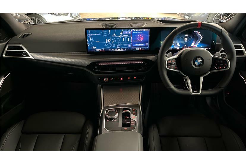 BMW 3 Series M340i Xdrive Mht 392 Step GY26MVF Black #4
