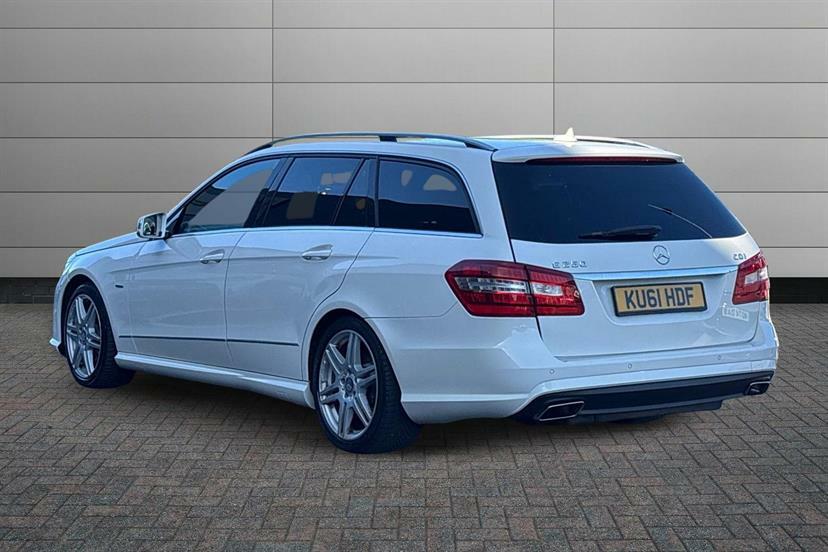 Mercedes-Benz E Class E250 Cdi Blueeff Sport Edition 125 Tip KU61HDF White #3