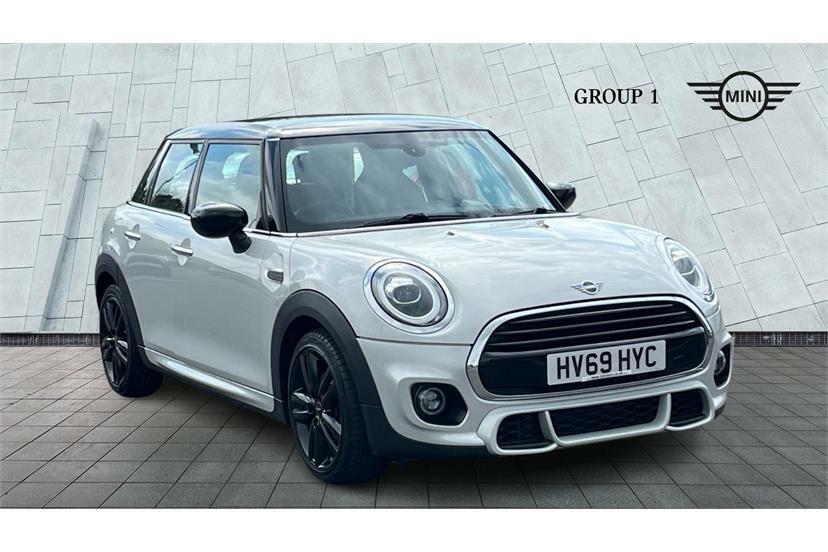 Mini Hatch 1.5 Cooper Sport II Comfortnav Pack White