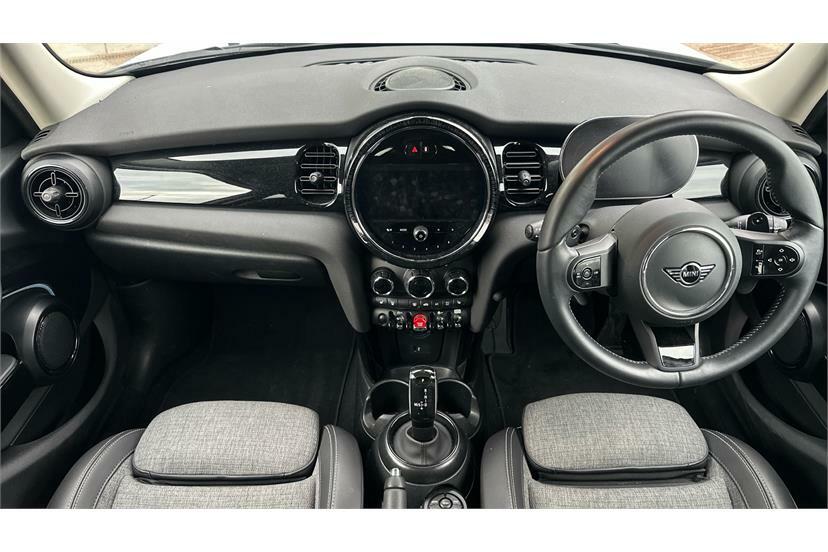 Mini Hatch 2.0 Cooper S Classic Comfortnav Pack WR73VJM White #4