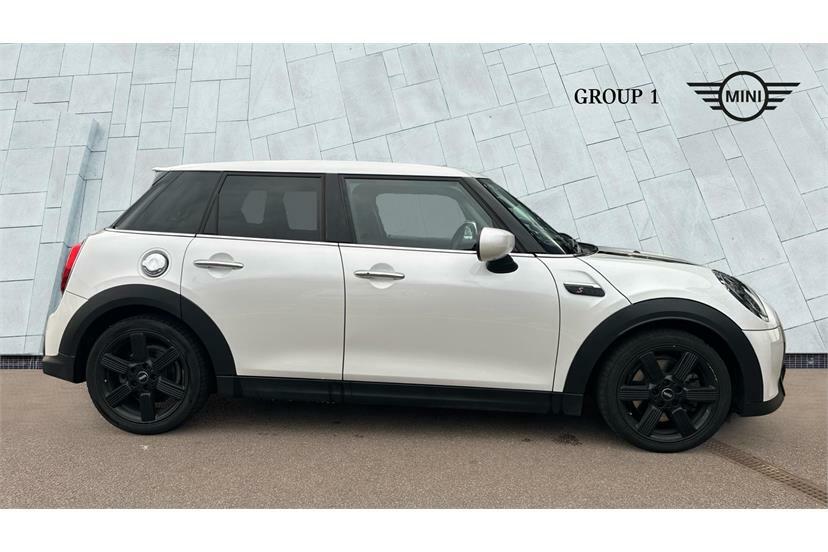 Mini Hatch 2.0 Cooper S Classic Comfortnav Pack WR73VJM White #3