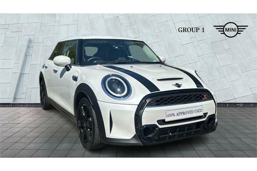 Mini Hatch 2.0 Cooper S Classic Comfortnav Pack WR73VJM White