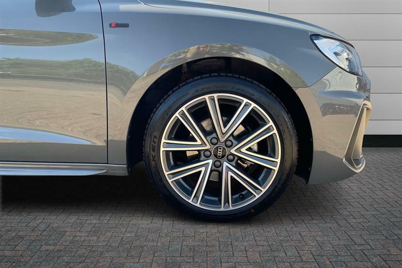Audi A1 30 Tfsi S Line S Tronic Tech Pack EF24TZB Grey #5