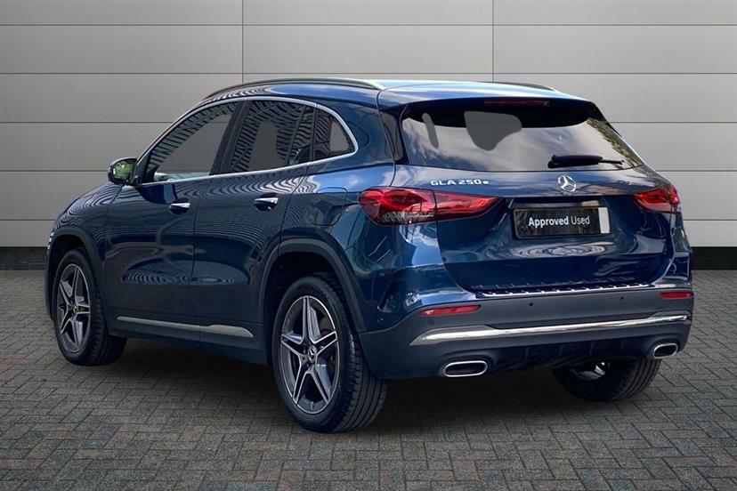 Mercedes-Benz GLA Class 250E Exclusive Edition Premium Blue #2