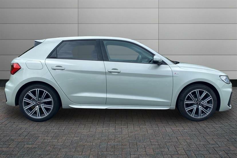 Audi A1 30 Tfsi S Line S Tronic WU26EYH Silver #4