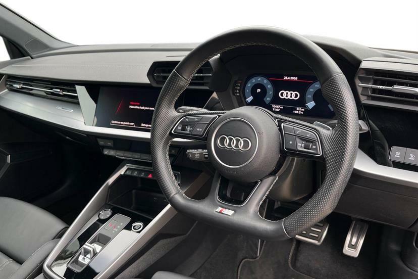 Audi A3 35 Tfsi Black Edition S Tronic LM24HGA Blue #6
