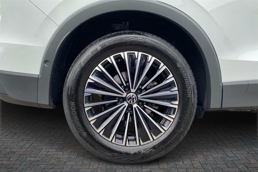 Volkswagen Tiguan 1.5 Etsi 150 Match Dsg MD75XCJ White #5