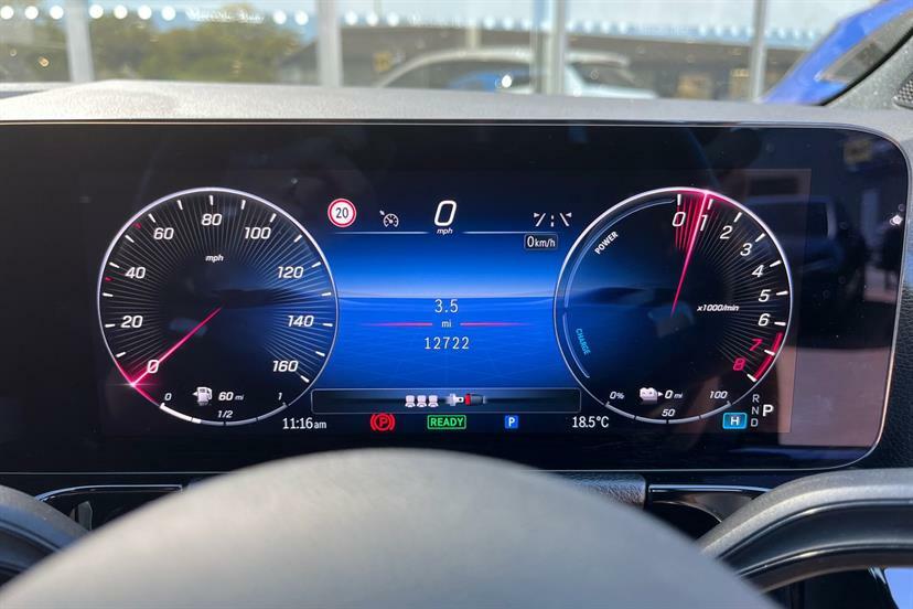 Mercedes-Benz GLA Class 250E Amg Line Premium KM74FFE Black #6