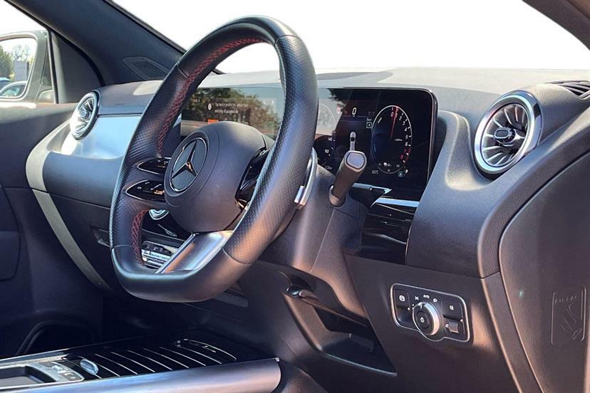 Mercedes-Benz GLA Class 250E Amg Line Premium KM74FFE Black #5