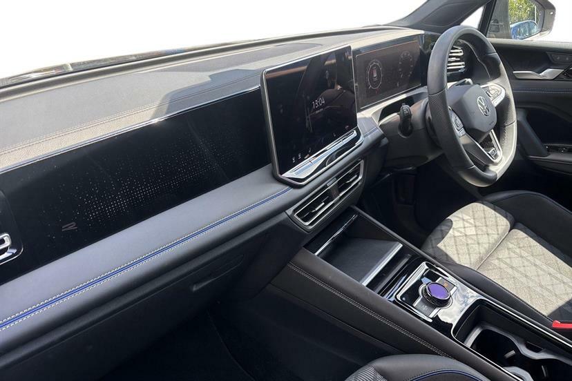 Volkswagen Tiguan 1.5 Etsi 150 R-line Dsg EK75XXG Grey #2