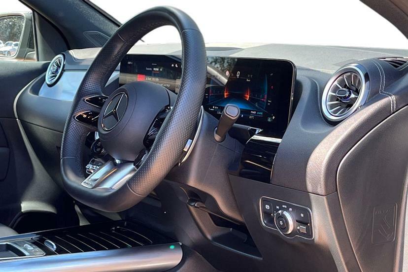 Mercedes-Benz GLA Class 35 4Matic Premium KP74ZXU Black #5