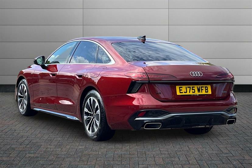 Audi A6 2.0 E-hybrid Quattro 299 S Line S Tronic Red #3