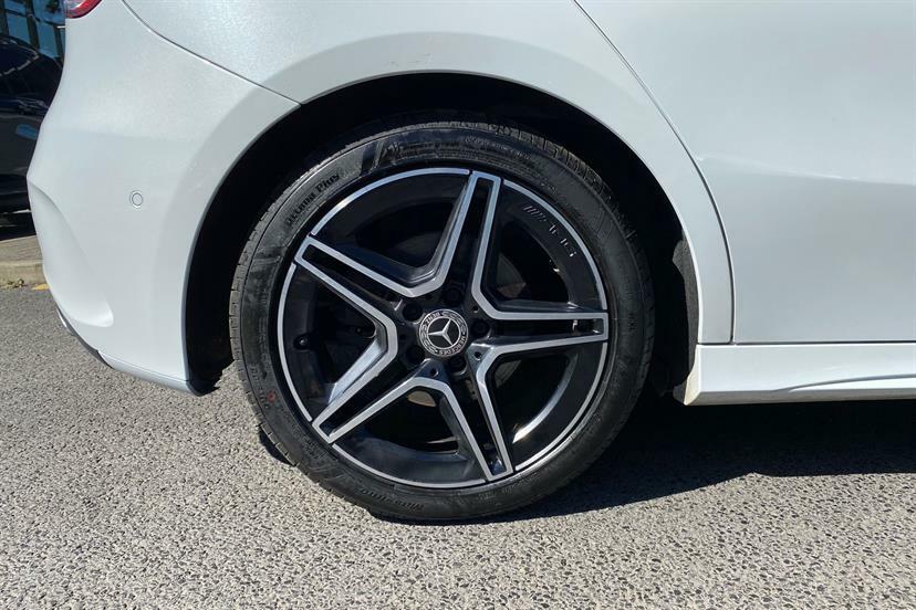 Mercedes-Benz A Class A200 Amg Line Premium KP23LZM White #4